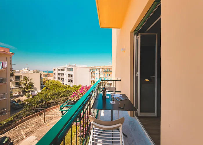 Nooria Sicilian Charme 4* Cefalù