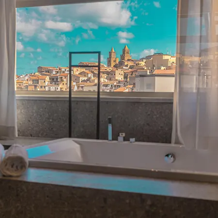 Nooria Sicilian Charme Cefalu