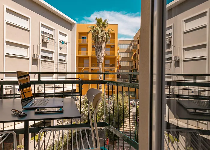 Konukevi Nooria Sicilian Charme